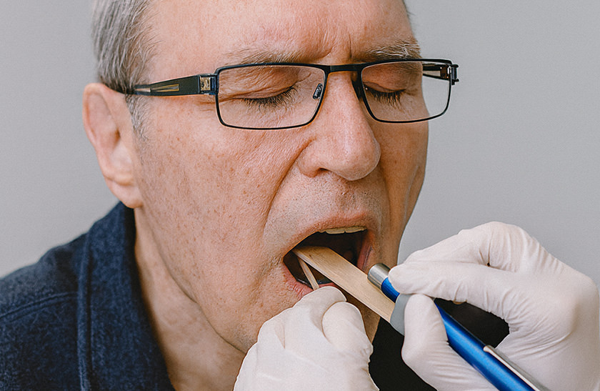 Behandlung bei Schluckbeschwerden